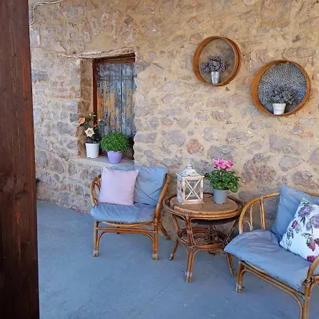 Stirida Stone House Апартаменты